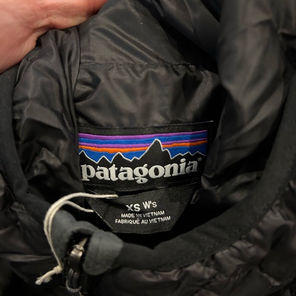 Patagonia Women's Nano Puffy Hoody Black Quilted Jacket - Picture 6 of 7